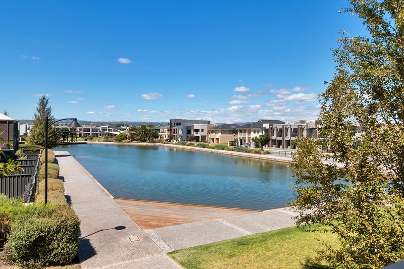 Photo - 10 Chianti Lane, Mawson Lakes SA 5095 - Image 14