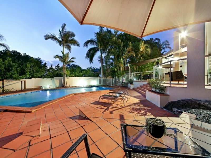 Photo - 10 Chichester Drive, Arundel QLD 4214 - Image 14