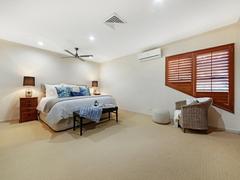 Photo - 10 Chichester Drive, Arundel QLD 4214 - Image 23