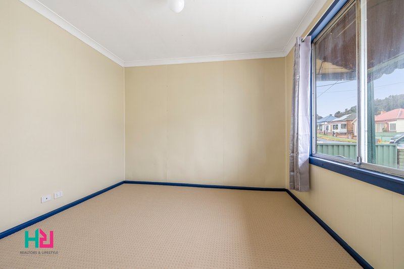 Photo - 10 Chifley Road, Lithgow NSW 2790 - Image 7