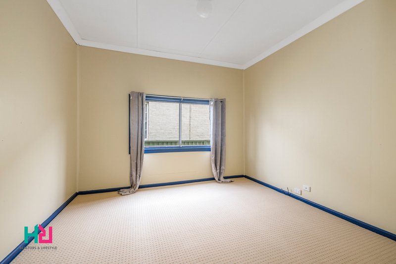 Photo - 10 Chifley Road, Lithgow NSW 2790 - Image 9