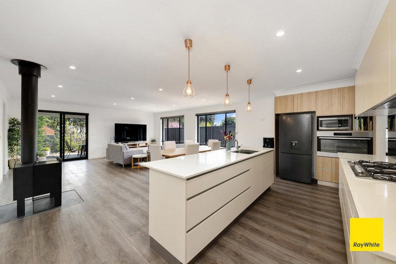 Photo - 10 Chinnery Close, Bungendore NSW 2621 - Image 5