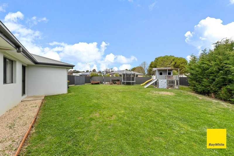 Photo - 10 Chinnery Close, Bungendore NSW 2621 - Image 19
