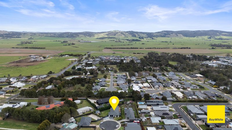 Photo - 10 Chinnery Close, Bungendore NSW 2621 - Image 22