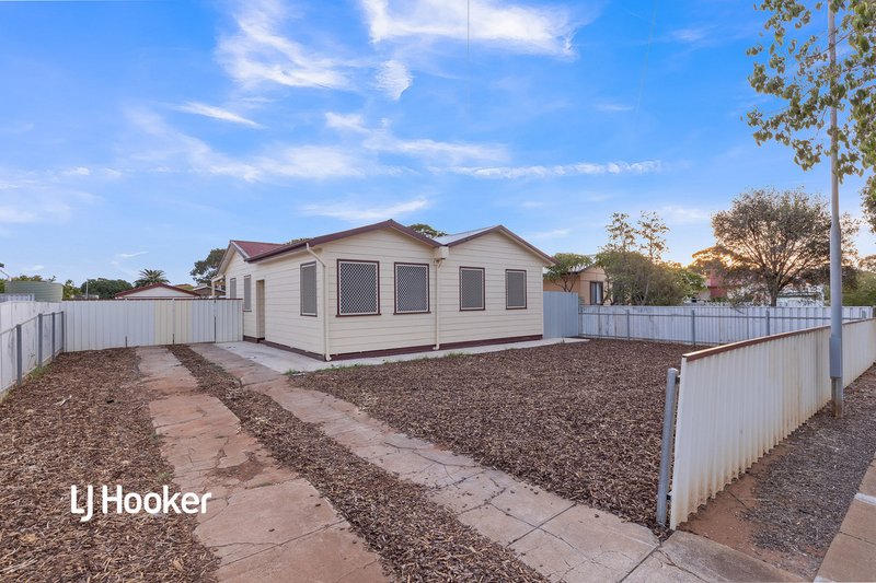 10 Chirton Street, Elizabeth North SA 5113