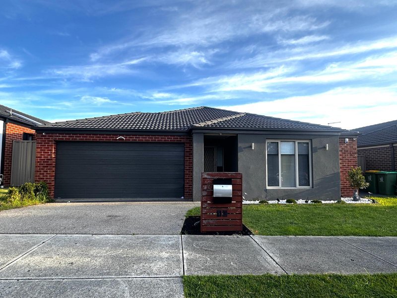 10 Christie Court, Pakenham VIC 3810