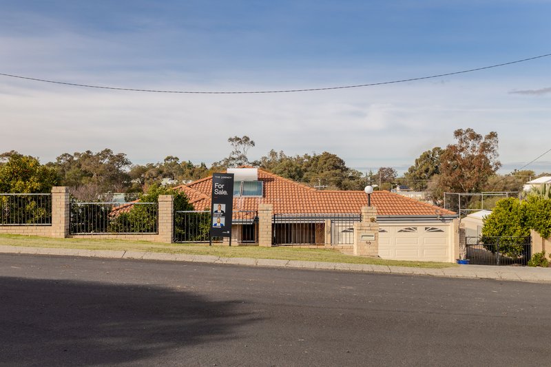 Photo - 10 Christison Way, Australind WA 6233 - Image 2