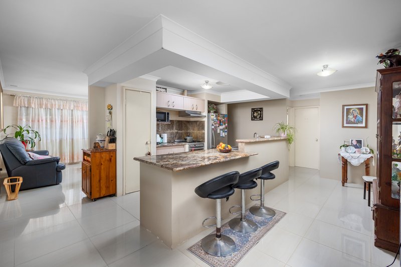 Photo - 10 Christison Way, Australind WA 6233 - Image 5