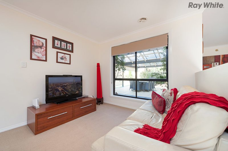 Photo - 10 Church Avenue, Taylors Hill VIC 3037 - Image 5