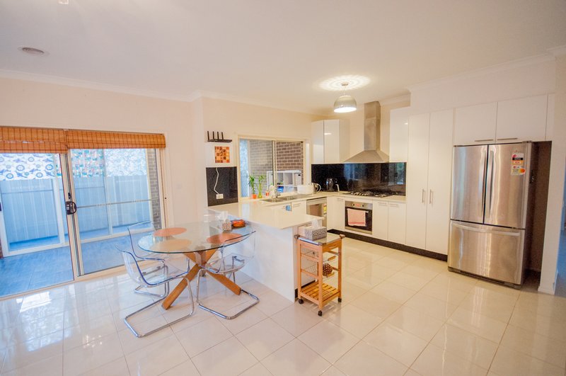 Photo - 10 Citation Street, Truganina VIC 3029 - Image 10