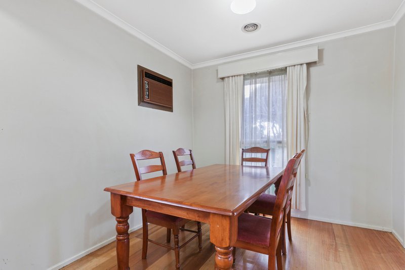 Photo - 10 Claremont Crescent, Keysborough VIC 3173 - Image 6