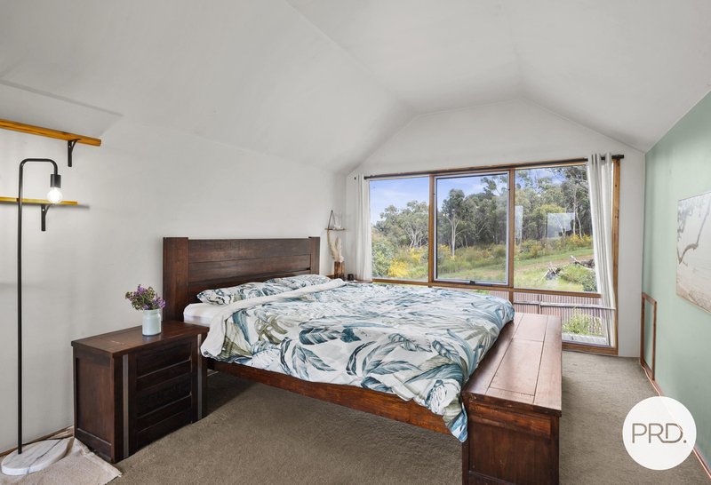 Photo - 10 Clarey Avenue, Seymour VIC 3660 - Image 10