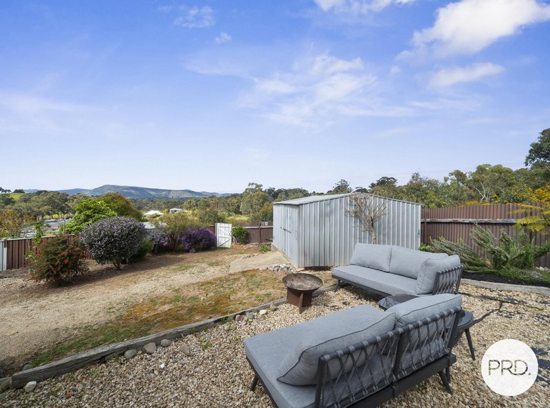 Photo - 10 Clarey Avenue, Seymour VIC 3660 - Image 15