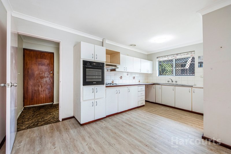 Photo - 10 Clarice Street, Mandurah WA 6210 - Image 4