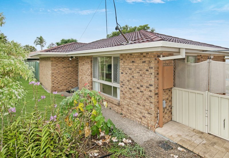 10 Clayton Drive, Edens Landing QLD 4207