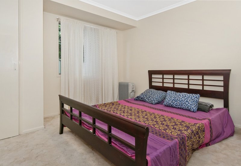 Photo - 10 Clayton Drive, Edens Landing QLD 4207 - Image 8