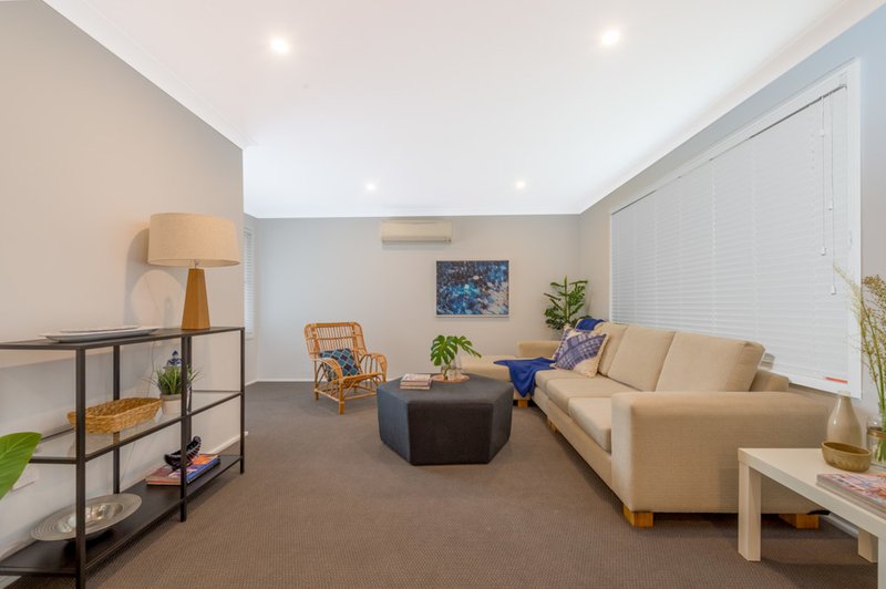 Photo - 10 Cleary Avenue, Kanahooka NSW 2530 - Image 4