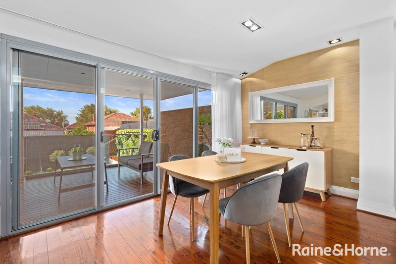 Photo - 10 Clemton Avenue, Earlwood NSW 2206 - Image 5