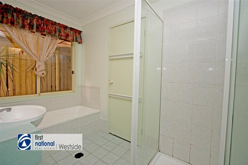 Photo - 10 Clifford Court, Goodna QLD 4300 - Image 8