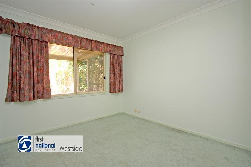 Photo - 10 Clifford Court, Goodna QLD 4300 - Image 9