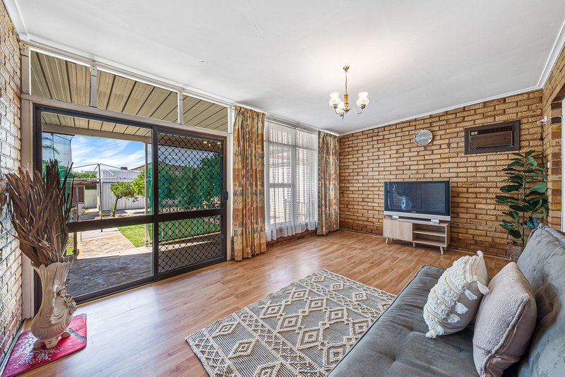 Photo - 10 Clifton Street, Blair Athol SA 5084 - Image 14