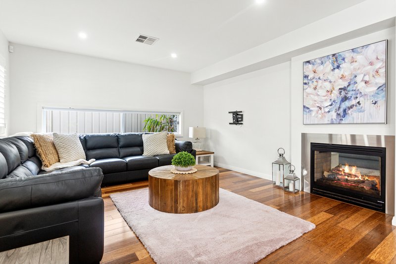 Photo - 10 Clipper Avenue, Shell Cove NSW 2529 - Image 4