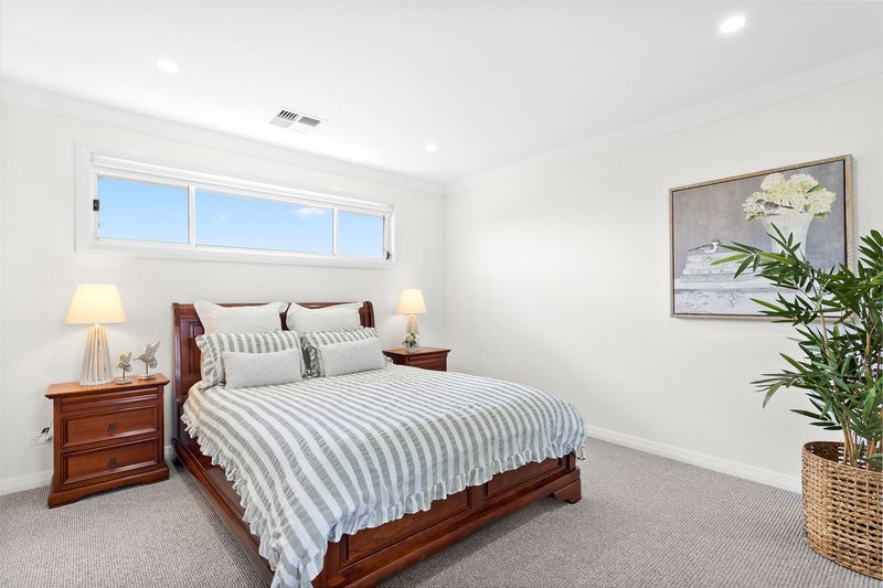 Photo - 10 Clipper Avenue, Shell Cove NSW 2529 - Image 8