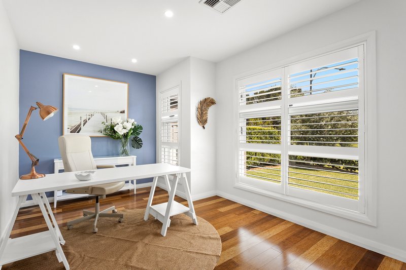 Photo - 10 Clipper Avenue, Shell Cove NSW 2529 - Image 10