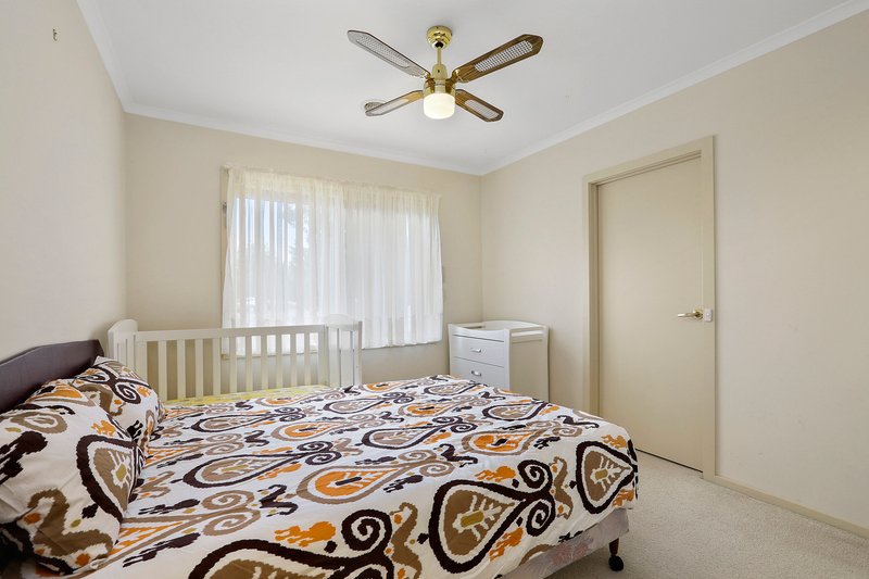 Photo - 10 Clover Street, Lara VIC 3212 - Image 5