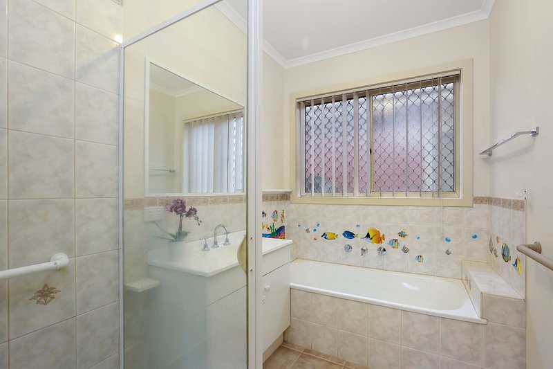 Photo - 10 Clover Street, Lara VIC 3212 - Image 7