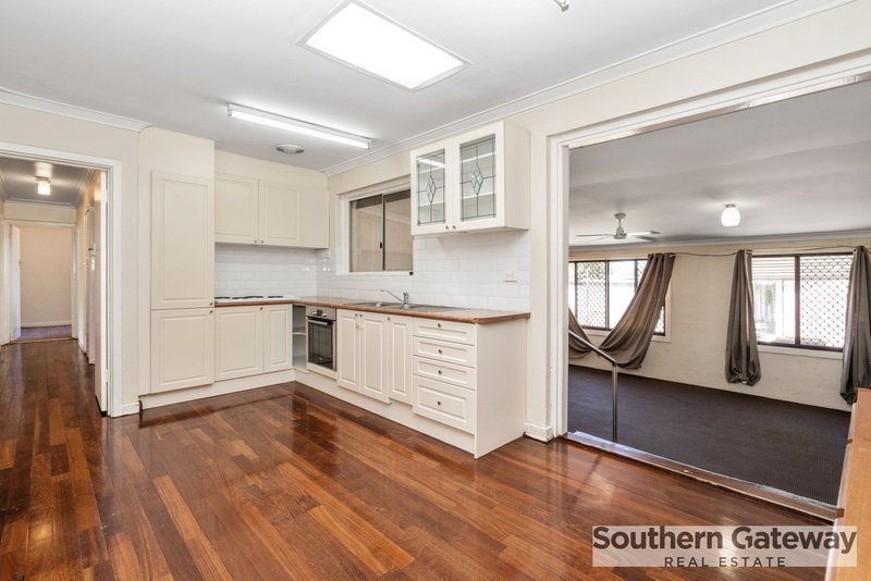 Photo - 10 Cockman Way, Orelia WA 6167 - Image 1
