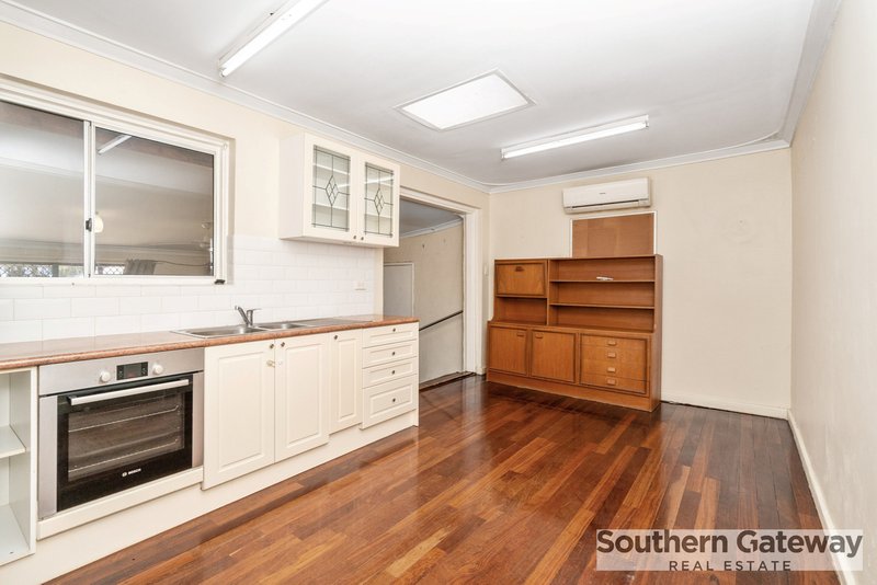 Photo - 10 Cockman Way, Orelia WA 6167 - Image 2