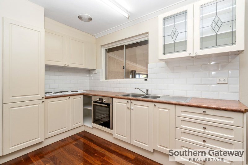 Photo - 10 Cockman Way, Orelia WA 6167 - Image 3