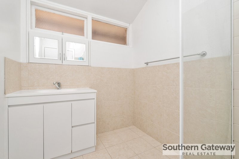 Photo - 10 Cockman Way, Orelia WA 6167 - Image 12