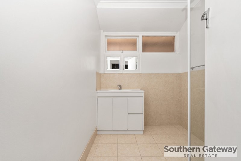Photo - 10 Cockman Way, Orelia WA 6167 - Image 14