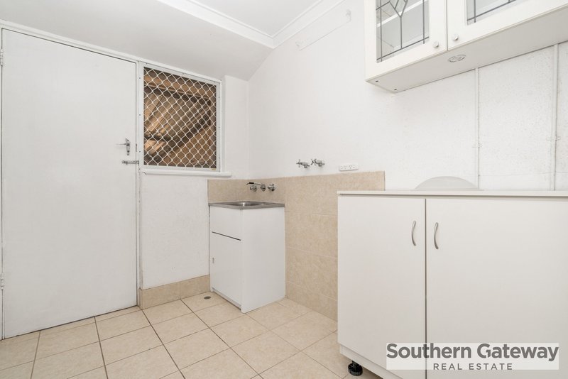Photo - 10 Cockman Way, Orelia WA 6167 - Image 15