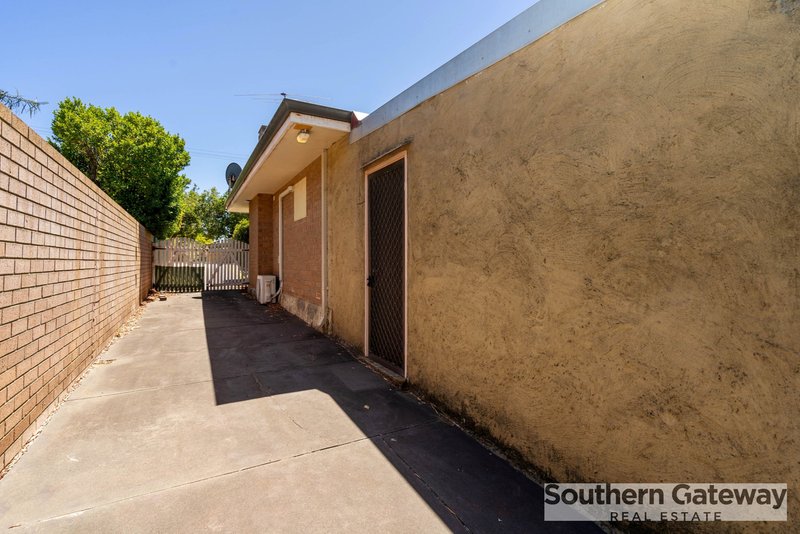 Photo - 10 Cockman Way, Orelia WA 6167 - Image 23