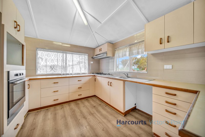 Photo - 10 Colburn Avenue, Victoria Point QLD 4165 - Image 4