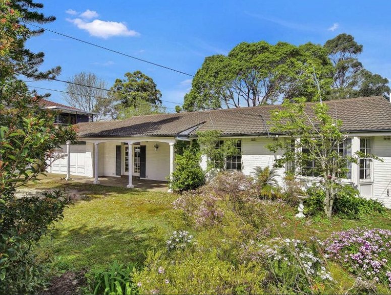 Photo - 10 Coleraine Avenue, Killarney Heights NSW 2087 - Image 1
