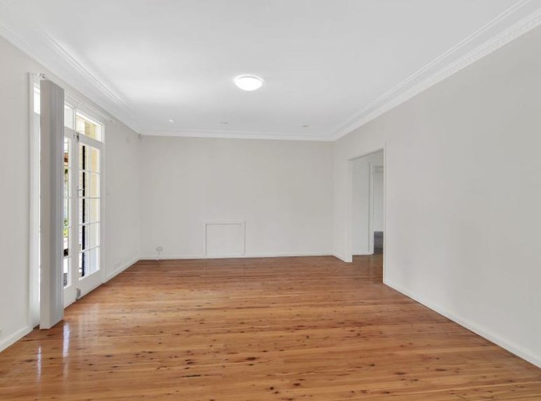 Photo - 10 Coleraine Avenue, Killarney Heights NSW 2087 - Image 3