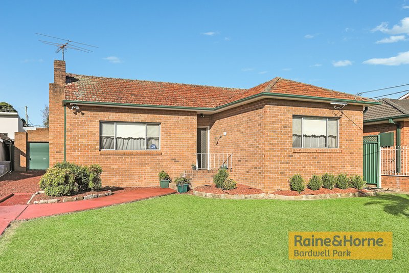 10 Collier Avenue, Beverly Hills NSW 2209