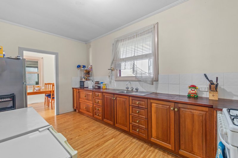 Photo - 10 Collins Street, Elizabeth Downs SA 5113 - Image 3