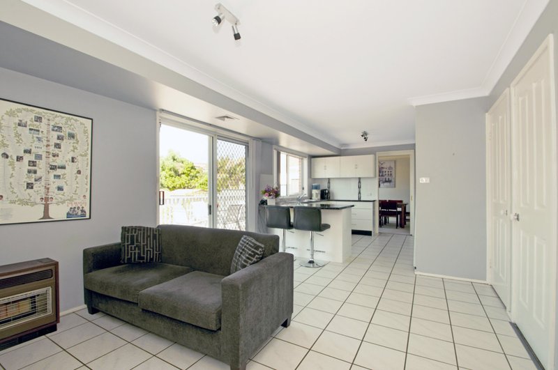 Photo - 10 Colvin Place, Dapto NSW 2530 - Image 4