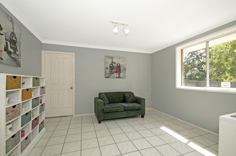 Photo - 10 Colvin Place, Dapto NSW 2530 - Image 6