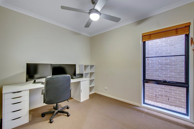 Photo - 10 Comfort Street, South Ripley QLD 4306 - Image 13