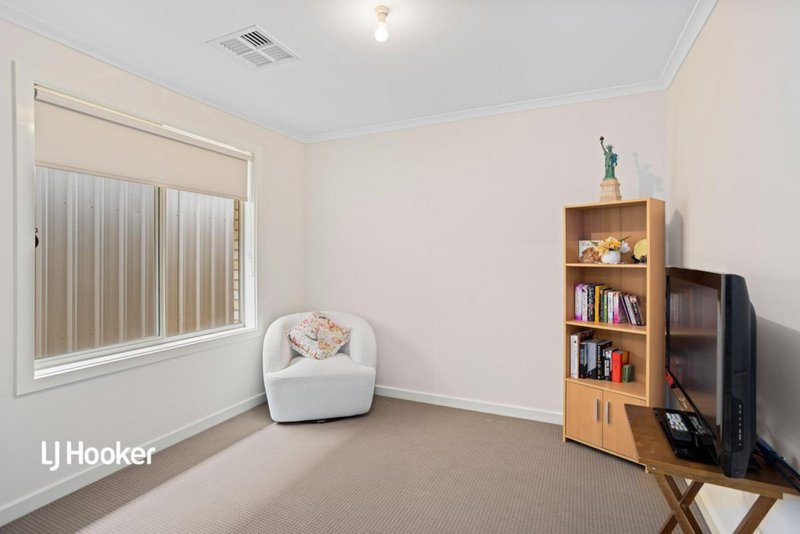 Photo - 10 Condada Drive, Banksia Park SA 5091 - Image 11