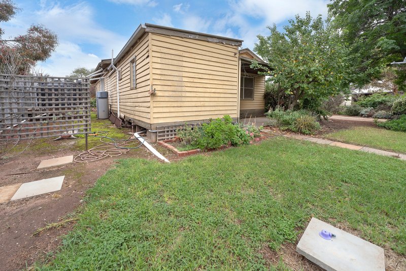 Photo - 10 Condeley Street, Ultima VIC 3544 - Image 14