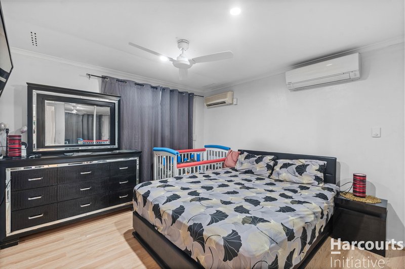 Photo - 10 Connell Way, Girrawheen WA 6064 - Image 12