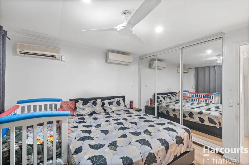 Photo - 10 Connell Way, Girrawheen WA 6064 - Image 14