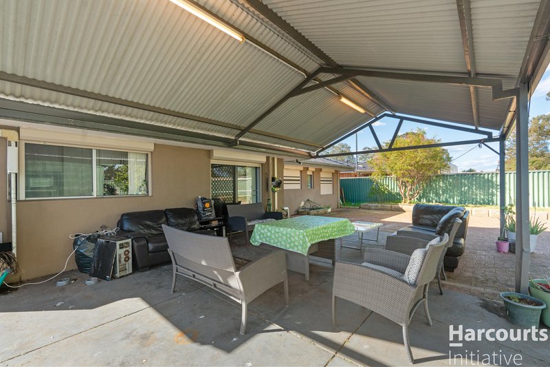 Photo - 10 Connell Way, Girrawheen WA 6064 - Image 19